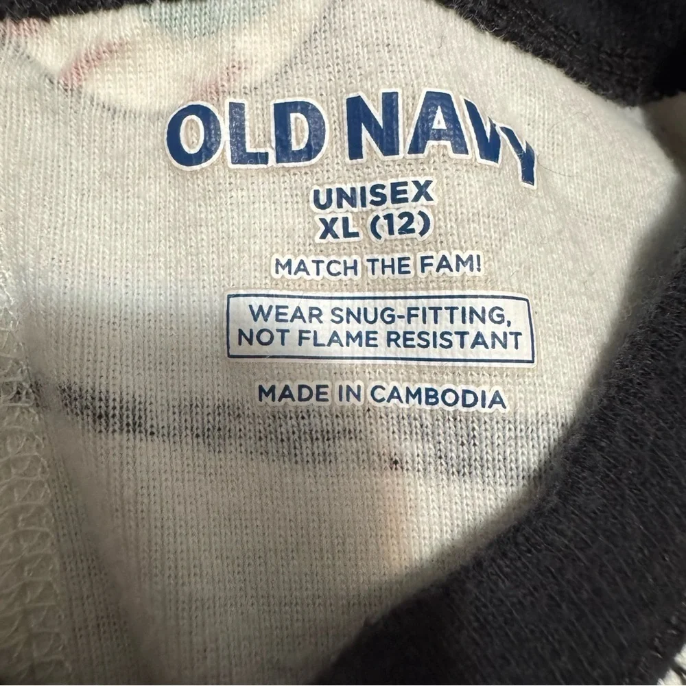 Old Navy Unisex Pajama Onesie. Size XL (12)